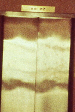 Door (1971)