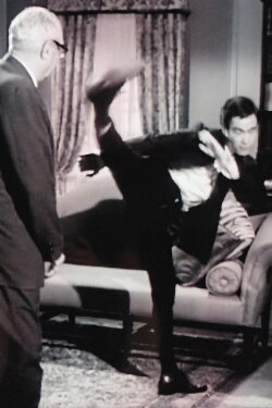 Dragon Rising: The Green Hornet Screentest (1965) Dragon Rising: The Green Hornet Screentest (1965)