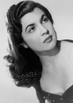 Elvira (1955)