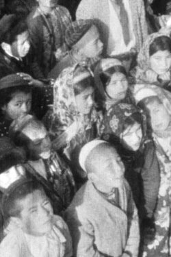 Far Away in Asia (1931) Far Away in Asia (1931)