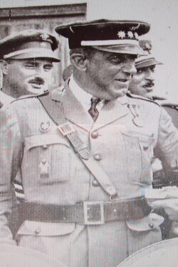 General Pozas Visits the Aragon front (1937) General Pozas Visits the Aragon front (1937)