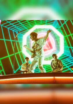 Glass Animals - Live at Life Is Beautiful Festival 2021 (2021) Glass Animals - Live at Life Is Beautiful Festival 2021 (2021)