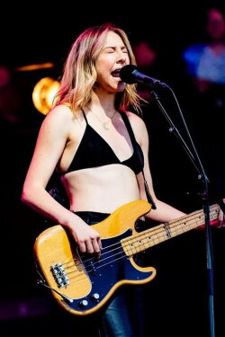 HAIM at Glastonbury 2022 (2022) HAIM at Glastonbury 2022 (2022)