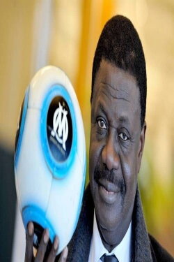 Hommage à Pape Diouf (2020) Hommage à Pape Diouf (2020)
