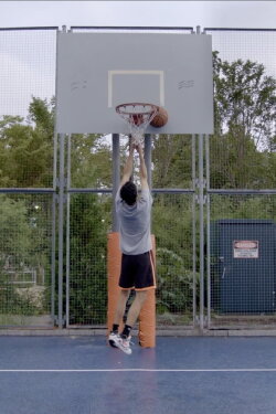 HOOP DREAMS 2 (2020) HOOP DREAMS 2 (2020)