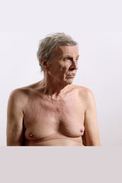 How to Be Naked (2021)