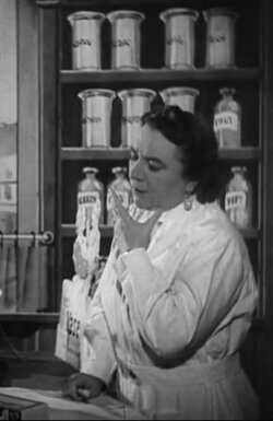 In der Apotheke (1941) In der Apotheke (1941)