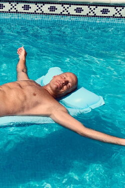 Jochen Otten: Zijn stinkende best (2023) Jochen Otten: Zijn stinkende best (2023)