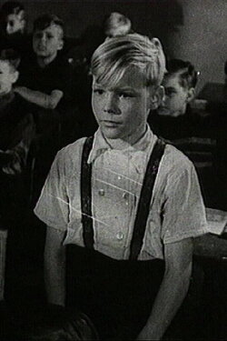 Kleiner Mann auf großer Reise (1951) Kleiner Mann auf großer Reise (1951)