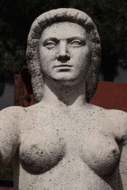 La espada me la ha regalado (2020)