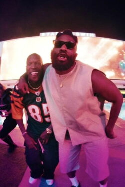 Las Vegas: Excessive Celebration (Touch Down in Vegas) (2023)