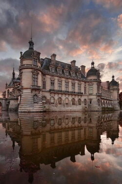 Les Secrets du château de Chantilly (2019) Les Secrets du château de Chantilly (2019)