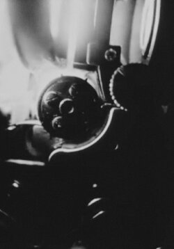 Life/Expectancy (1999)