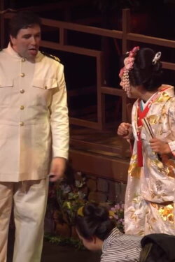 Madama Butterfly 蝶々夫人 in Japanese and English Aratani Theatre (2019)