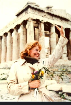 Melina's fight for the Parthenon sculptures (2017) Melina's fight for the Parthenon sculptures (2017)