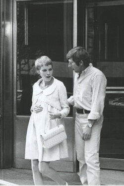 Mia and Roman (1968)