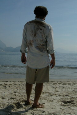 Naquela Noite ele Sonhou com um Mar Azul (2010)