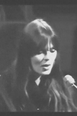 Nico performing Secret Side & Valley of the Kings (1979) Nico performing Secret Side & Valley of the Kings (1979)