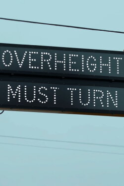 OVERHEIGHT MUST TURN (2018) OVERHEIGHT MUST TURN (2018)