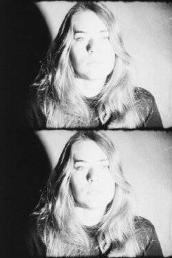 Screen Test: Mary Woronov (1966) Screen Test: Mary Woronov (1966)