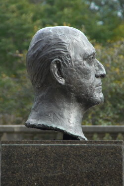 Sir Georg Solti's Right Ear (2021) Sir Georg Solti's Right Ear (2021)
