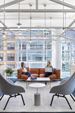 Slack: New Headquarters in San Francisco (2019) Slack: New Headquarters in San Francisco (2019)