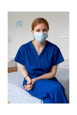Stacey Dooley: Back on the Psych Ward (2021) Stacey Dooley: Back on the Psych Ward (2021)