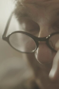The Glasses (2022)