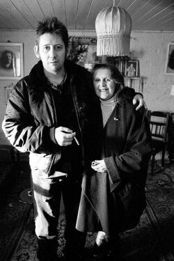 The Great Hunger: The Life and Songs of Shane MacGowan (1997) The Great Hunger: The Life and Songs of Shane MacGowan (1997)
