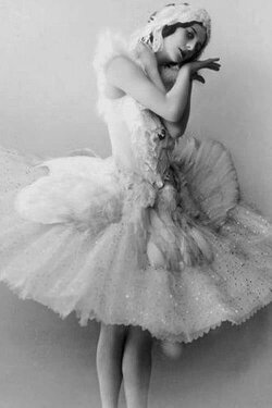 The Immortal Swan (1935) The Immortal Swan (1935)