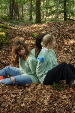 Yearmates (2022)