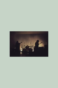 Yura Yura Teikoku Live at Hibiya Open Air Concert Hall (2009) Yura Yura Teikoku Live at Hibiya Open Air Concert Hall (2009)