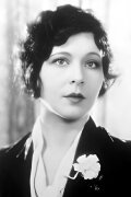 Jocelyn Lee