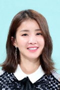 Lee Si-young