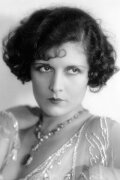 Evelyn Brent