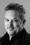 Darick Robertson