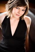 Julia Rhodes