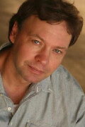 Roger Hewlett