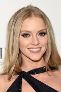 Elle Evans