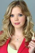 Dreama Walker