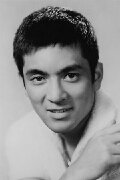Yūzō Kayama
