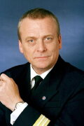 Hans V Engström