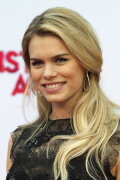 Nicolette van Dam