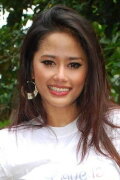 Tya Restyana