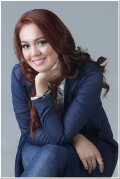 Nelydia Senrose