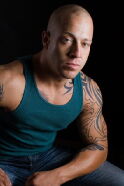 Aaron Saxton
