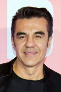 Adrián Uribe