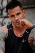 Álex Bueno