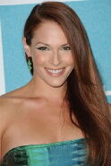 Amanda Righetti