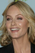 Amber Valletta